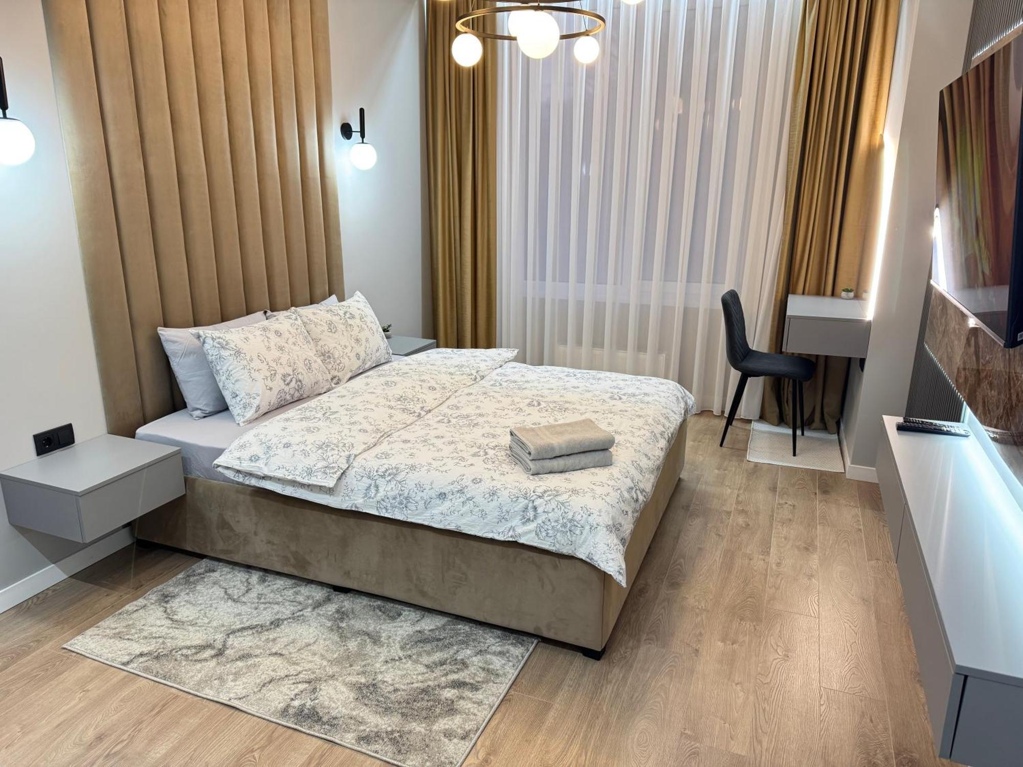 Two Bedroom Apartment In The Center, With Parking, Address Avram Iancu 32 Chisinau Ngoại thất bức ảnh