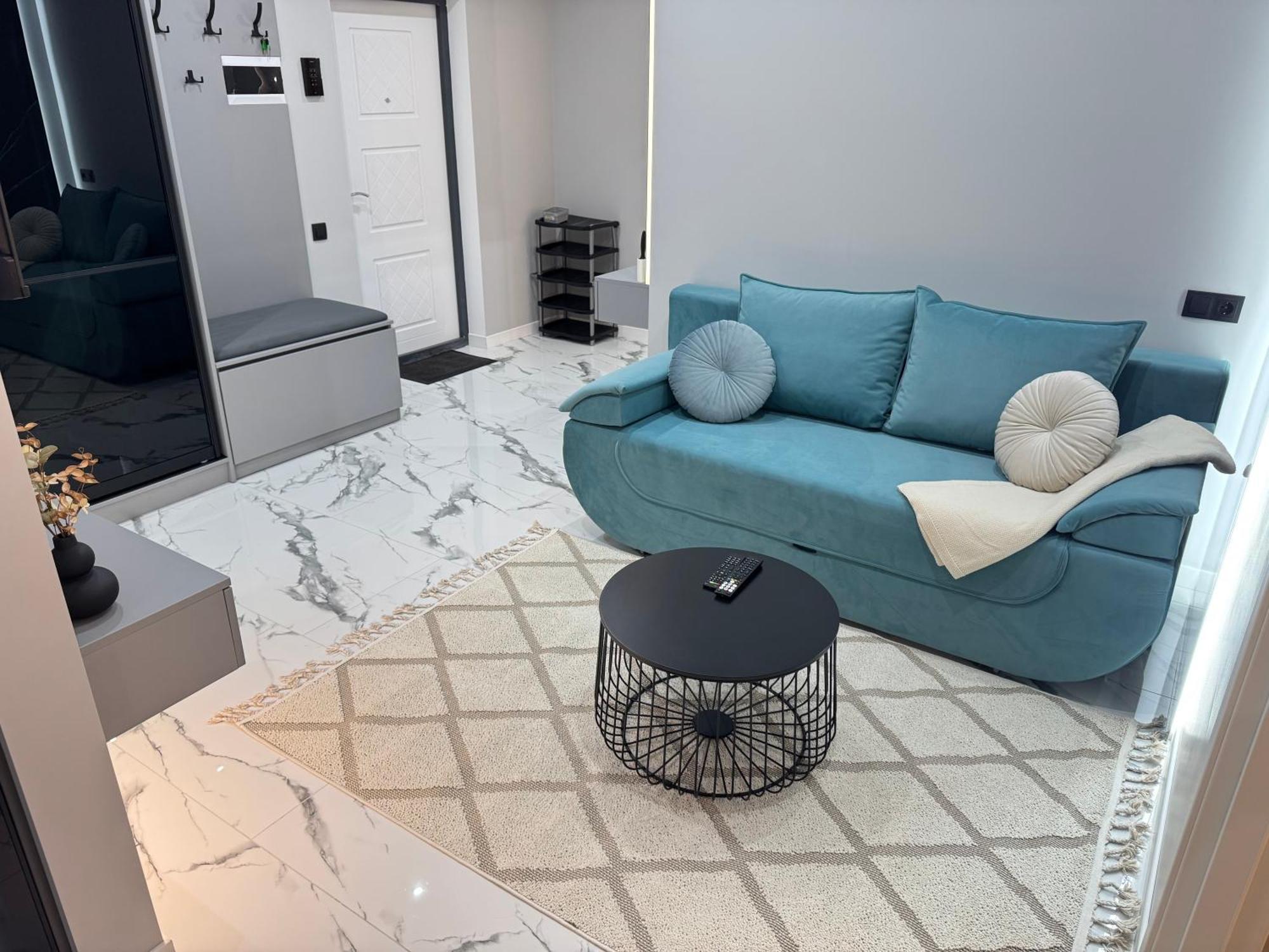 Two Bedroom Apartment In The Center, With Parking, Address Avram Iancu 32 Chisinau Ngoại thất bức ảnh