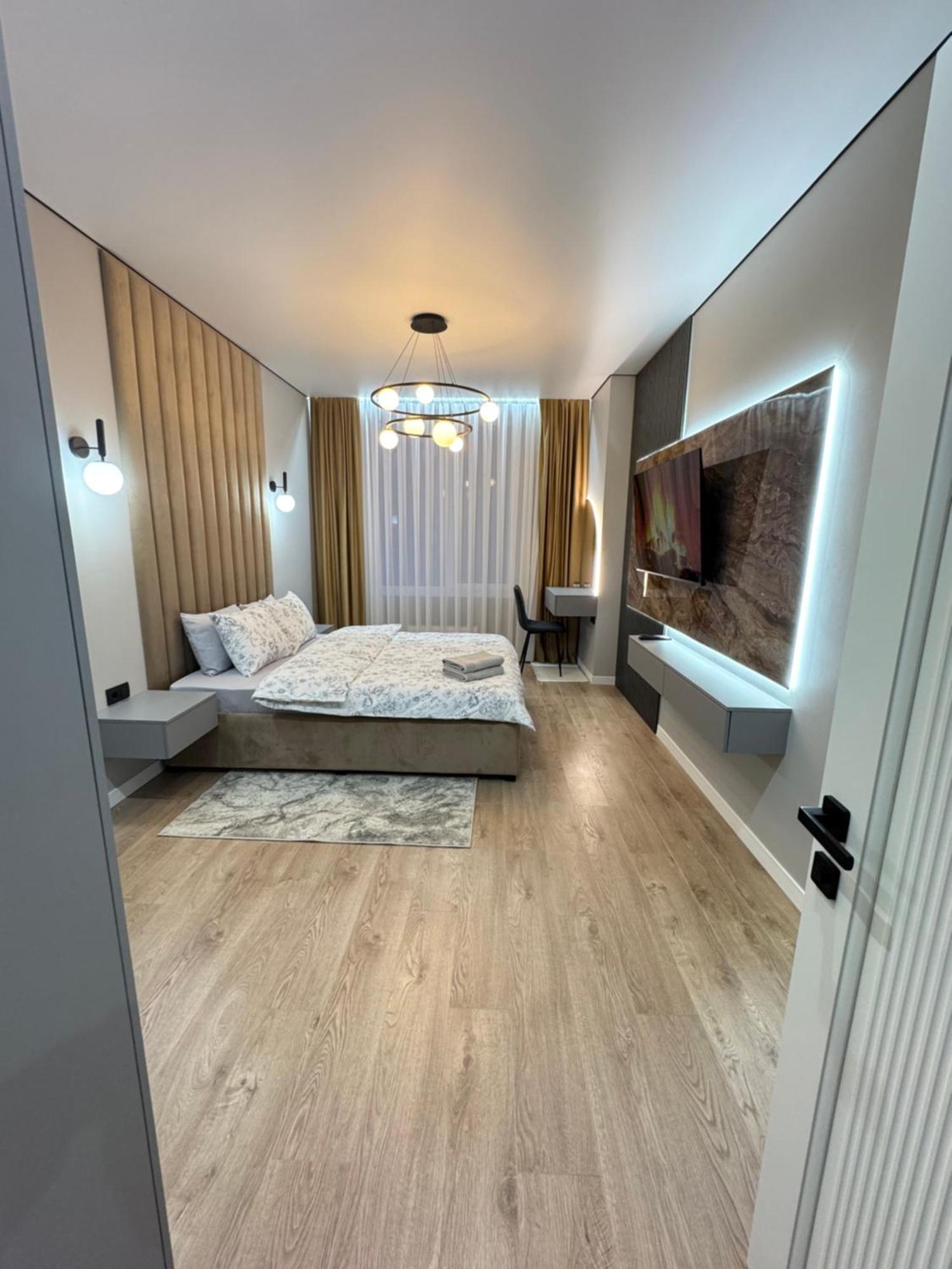 Two Bedroom Apartment In The Center, With Parking, Address Avram Iancu 32 Chisinau Ngoại thất bức ảnh